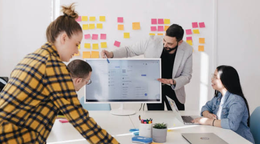 How to Understand Career Progression Before Choosing a Field